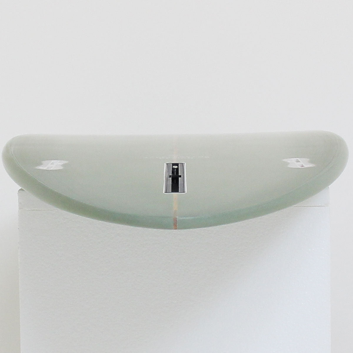 Accelerator SurfboardsのMID 7'0" HOMYモデル。モスグリーンのPU素材を使用したミッドレングスサーフボード。