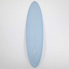 Accelerator SurfboardsのMID 7'0" HOMYモデル。パウダーブルーのPU素材を使用したミッドレングスサーフボード。