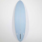 Accelerator SurfboardsのMID 7'0" HOMYモデル。パウダーブルーのPU素材を使用したミッドレングスサーフボード。